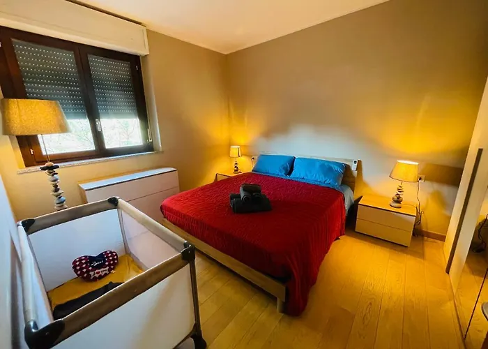 Stephane 2 Apartment *
